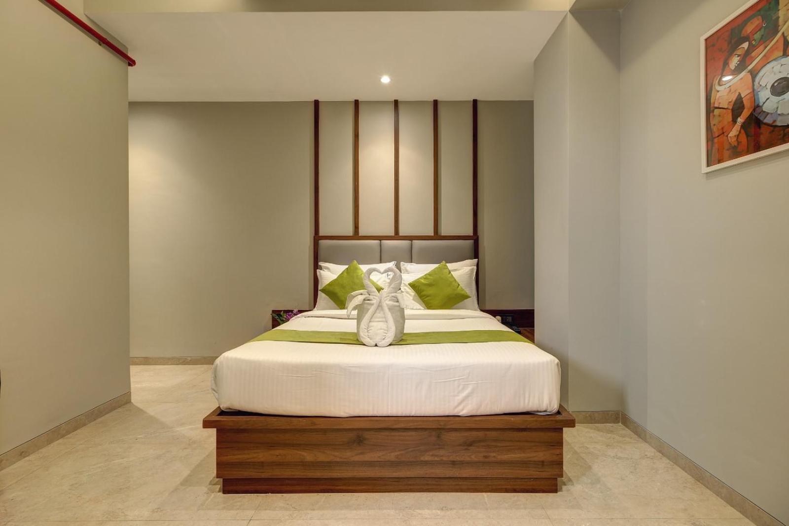 Magnus Fortune House Business Hotel , Magarpatta Mundhva Exterior foto